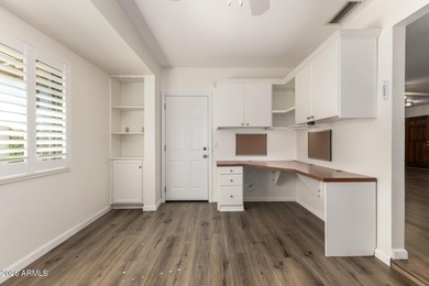 UPDATED Home in Westbrook Village (55+ Community) * 2 bd + on Union Hills Country Club in Arizona - for sale on GolfHomes.com, golf home, golf lot