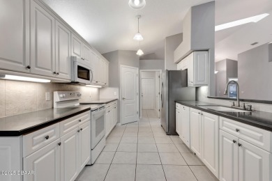 Welcome to this beautifully maintained 3-bedroom, 2-bathroom on The Golf Club At Cypress Head in Florida - for sale on GolfHomes.com, golf home, golf lot