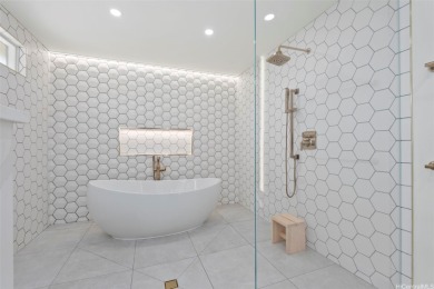 BEAUTIFUL, SOPHISTICATED AND EXTENSIVELY REMODELED!!! Impeccable on Hawaii Kai Golf Course  in Hawaii - for sale on GolfHomes.com, golf home, golf lot