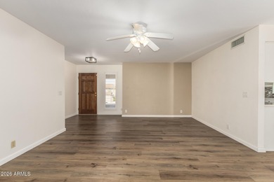 UPDATED Home in Westbrook Village (55+ Community) * 2 bd + on Union Hills Country Club in Arizona - for sale on GolfHomes.com, golf home, golf lot