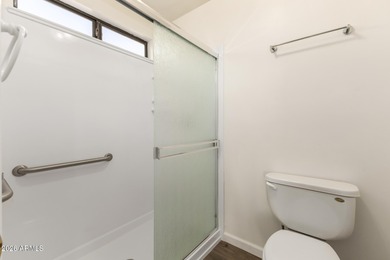 UPDATED Home in Westbrook Village (55+ Community) * 2 bd + on Union Hills Country Club in Arizona - for sale on GolfHomes.com, golf home, golf lot