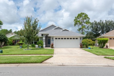 Welcome to this beautifully maintained 3-bedroom, 2-bathroom on The Golf Club At Cypress Head in Florida - for sale on GolfHomes.com, golf home, golf lot