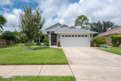 Welcome to this beautifully maintained 3-bedroom, 2-bathroom on The Golf Club At Cypress Head in Florida - for sale on GolfHomes.com, golf home, golf lot