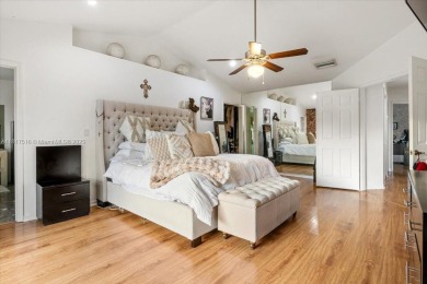 WELCOME TO YOUR DREAM HOME IN THE DESIRABLE DORAL GLEN COMMUNITY on Jim McLean Signature Course in Florida - for sale on GolfHomes.com, golf home, golf lot