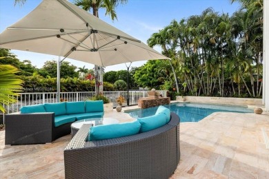 WELCOME TO YOUR DREAM HOME IN THE DESIRABLE DORAL GLEN COMMUNITY on Jim McLean Signature Course in Florida - for sale on GolfHomes.com, golf home, golf lot
