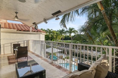 WELCOME TO YOUR DREAM HOME IN THE DESIRABLE DORAL GLEN COMMUNITY on Jim McLean Signature Course in Florida - for sale on GolfHomes.com, golf home, golf lot