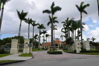 WELCOME TO YOUR DREAM HOME IN THE DESIRABLE DORAL GLEN COMMUNITY on Jim McLean Signature Course in Florida - for sale on GolfHomes.com, golf home, golf lot
