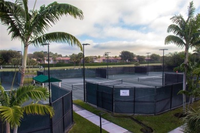 WELCOME TO YOUR DREAM HOME IN THE DESIRABLE DORAL GLEN COMMUNITY on Jim McLean Signature Course in Florida - for sale on GolfHomes.com, golf home, golf lot