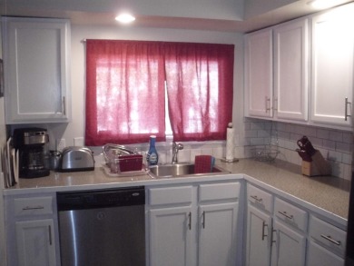 This 1970 Manufactured home is. 2-bedroom 2 bath. Sold turnkey on The Club At Shenandoah Springs in California - for sale on GolfHomes.com, golf home, golf lot