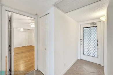 Back on market--no fault of the seller! Buyer's financing fell on Pine Island Ridge Country Club in Florida - for sale on GolfHomes.com, golf home, golf lot
