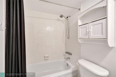 Back on market--no fault of the seller! Buyer's financing fell on Pine Island Ridge Country Club in Florida - for sale on GolfHomes.com, golf home, golf lot