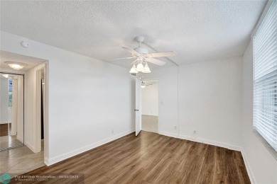 Back on market--no fault of the seller! Buyer's financing fell on Pine Island Ridge Country Club in Florida - for sale on GolfHomes.com, golf home, golf lot