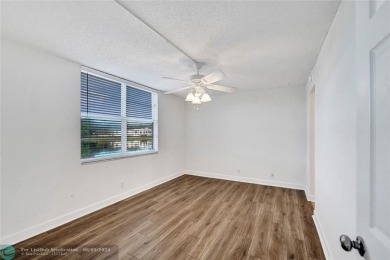 Back on market--no fault of the seller! Buyer's financing fell on Pine Island Ridge Country Club in Florida - for sale on GolfHomes.com, golf home, golf lot
