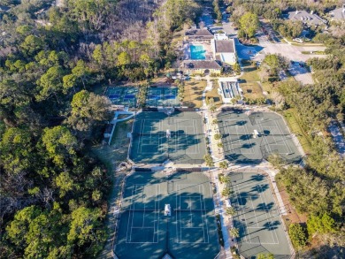 Gated Grand Haven Townhouse ready for you!  2 bedroom, 2 1/2 on Grand Haven Golf Club in Florida - for sale on GolfHomes.com, golf home, golf lot