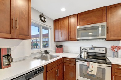 Bright, Beautiful 2/2 Condo in the heart of Sunrise lakes on Sunrise Lakes Phase III in Florida - for sale on GolfHomes.com, golf home, golf lot