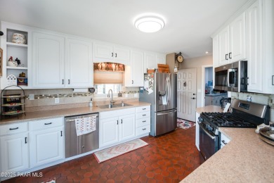 Stunning Prescott Country Club retreat with mountain & golf on Prescott Golf and Country Club in Arizona - for sale on GolfHomes.com, golf home, golf lot