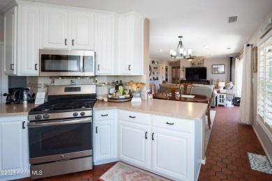 Stunning Prescott Country Club retreat with mountain & golf on Prescott Golf and Country Club in Arizona - for sale on GolfHomes.com, golf home, golf lot
