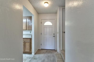 Charming 2-bedroom, 1.5-bath condo located in the desirable on Prescott Golf and Country Club in Arizona - for sale on GolfHomes.com, golf home, golf lot