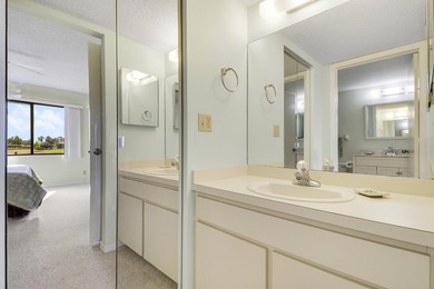 Beautiful 2 bedroom, 2 bath, 1st floor condo overlooking the 5th on Heritage Ridge Golf Club in Florida - for sale on GolfHomes.com, golf home, golf lot