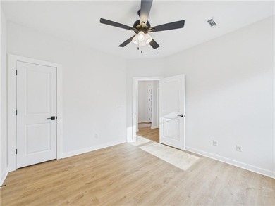 Beautifully crafted new Bella Vista home in quiet neighborhood on Bella Vista Country Club - Highlands in Arkansas - for sale on GolfHomes.com, golf home, golf lot