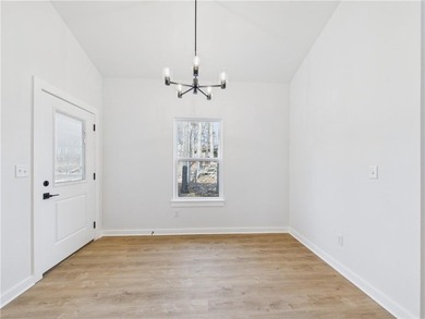 Beautifully crafted new Bella Vista home in quiet neighborhood on Bella Vista Country Club - Highlands in Arkansas - for sale on GolfHomes.com, golf home, golf lot