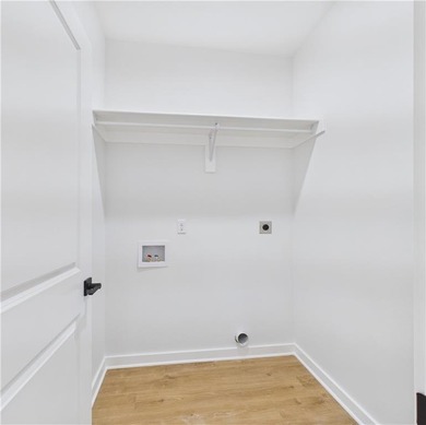 Beautifully crafted new Bella Vista home in quiet neighborhood on Bella Vista Country Club - Highlands in Arkansas - for sale on GolfHomes.com, golf home, golf lot