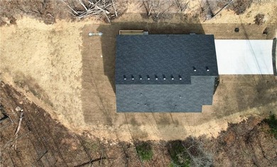 Beautifully crafted new Bella Vista home in quiet neighborhood on Bella Vista Country Club - Highlands in Arkansas - for sale on GolfHomes.com, golf home, golf lot