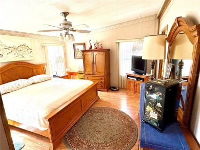 Step Into The lovely, Well Kept 7393 Morelli Avenue, Brooksville on Brookridge Country Club in Florida - for sale on GolfHomes.com, golf home, golf lot