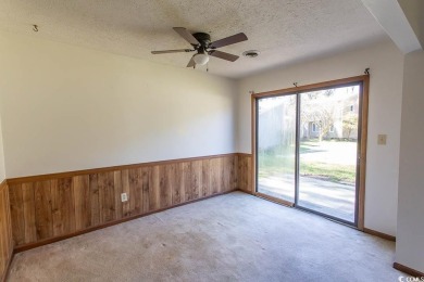 Great 3 bedroom 2 bath home, great price, in a great on Arrowhead Country Club in South Carolina - for sale on GolfHomes.com, golf home, golf lot