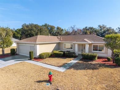 PRICE TO SELL!!  Ready for a New Homeowner!!  Two Large on Eagle Ridge At Spruce Creek Country Club in Florida - for sale on GolfHomes.com, golf home, golf lot