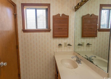 Great 3 bedroom 2 bath home, great price, in a great on Arrowhead Country Club in South Carolina - for sale on GolfHomes.com, golf home, golf lot