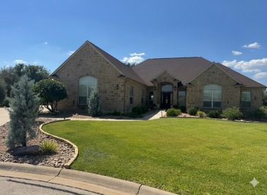 Hill Country Estate on the 11th Fairway - 1.07 Acres, 3 Bedrooms on Legends Golf Course in Texas - for sale on GolfHomes.com, golf home, golf lot