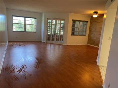Century Village-Cambridge K- 55+ Second 18+. One Bedroom 1 1/2 on Flamingo Lakes Country Club in Florida - for sale on GolfHomes.com, golf home, golf lot