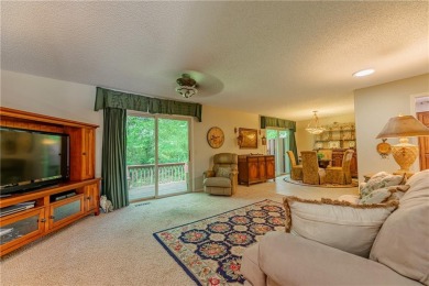 Live like you are on vacation every day. This beautiful townhome on Bella Vista - Metfield Golf Complex and Country Club in Arkansas - for sale on GolfHomes.com, golf home, golf lot
