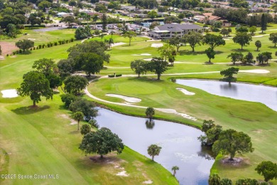 Spacious 4 - bedroom home on golf course with cozy fireplace is on Rockledge Country Club in Florida - for sale on GolfHomes.com, golf home, golf lot