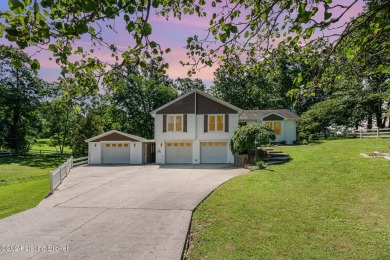 Welcome to this charming Ranch home in the desirable Doe Valley on Doe Valley Country Club in Kentucky - for sale on GolfHomes.com, golf home, golf lot