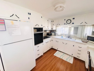 Corner Lot + Additional Lot | 5,881 Sq Ft | Charming Home in on Sara Bay Country Club in Florida - for sale on GolfHomes.com, golf home, golf lot