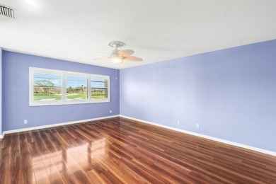 Move-in ready, flex 3BR/2BA condo in desirable Eastgate at on Hunters Run Golf and Country Club in Florida - for sale on GolfHomes.com, golf home, golf lot