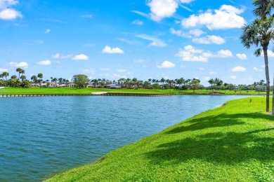 Move-in ready, flex 3BR/2BA condo in desirable Eastgate at on Hunters Run Golf and Country Club in Florida - for sale on GolfHomes.com, golf home, golf lot