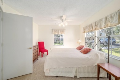 Beautiful FURNISHED updated 2/2 1ST FLOOR condo in Derby Downs on Country Club At Silver Springs Shores in Florida - for sale on GolfHomes.com, golf home, golf lot