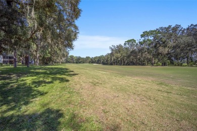 Beautiful FURNISHED updated 2/2 1ST FLOOR condo in Derby Downs on Country Club At Silver Springs Shores in Florida - for sale on GolfHomes.com, golf home, golf lot