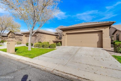 WOW - Totally remodeled home with an open floor plan, & an on Oakwood Golf Club  in Arizona - for sale on GolfHomes.com, golf home, golf lot