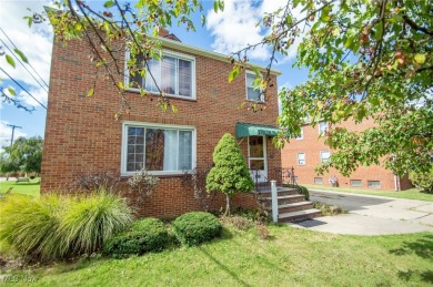 Beautifully maintained Brick duplex conveniently located on on Ridgewood Golf Course in Ohio - for sale on GolfHomes.com, golf home, golf lot