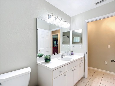 Under contract-accepting backup offers. Lovely stucco 3 on Eagle Ridge At Spruce Creek Country Club in Florida - for sale on GolfHomes.com, golf home, golf lot