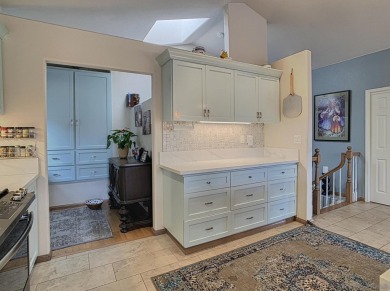 Beautiful 2Br 2.5 bath home across from Singing Hills golf on Sycuan Resort and Golf Courses in California - for sale on GolfHomes.com, golf home, golf lot