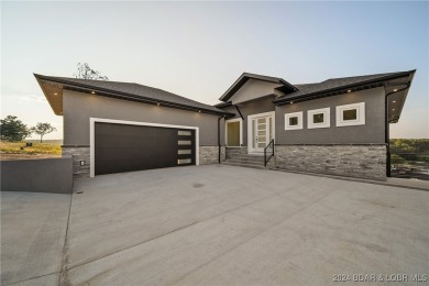 New Construction with views at the highly anticipated new on The Oaks Golf Course in Missouri - for sale on GolfHomes.com, golf home, golf lot