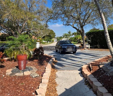 Unique and great location. Experience this beautifully updated on Jacaranda Golf Club in Florida - for sale on GolfHomes.com, golf home, golf lot