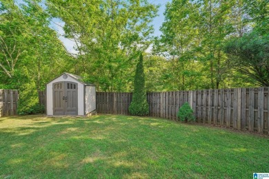 Welcome to this charming one-level, brick garden-style home in on Robert Trent Jones - Oxmoor Valley Golf Course in Alabama - for sale on GolfHomes.com, golf home, golf lot
