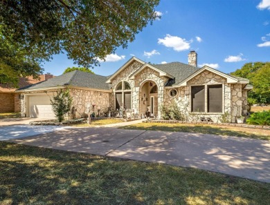 Meadowlakes Golf Course home situated on the #1 Fairway of the on Hidden Falls Golf Club in Texas - for sale on GolfHomes.com, golf home, golf lot