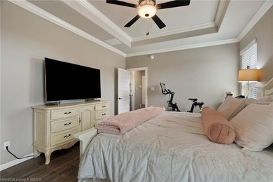 Beautiful 4 bedroom, 3 bath home located on the golf course on Eagle Crest Golf Course in Arkansas - for sale on GolfHomes.com, golf home, golf lot